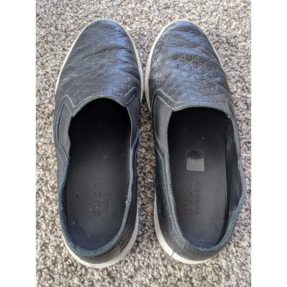 Gucci Embossed Black Leather Slip-On Loafers Mens Size 9.5 Black Made In Italy